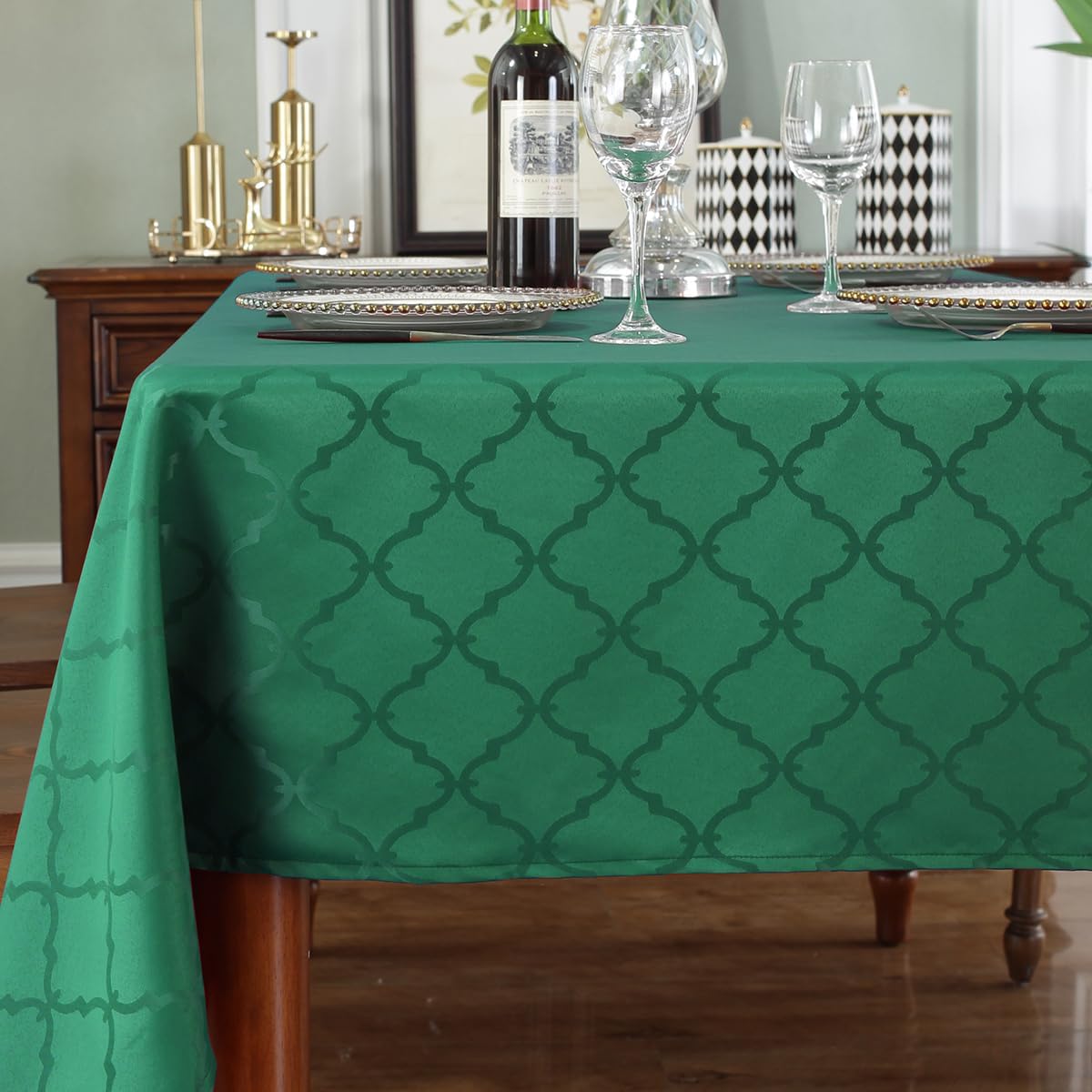 SASTYBALE Christmas Tablecloths Rectangular, Jacquard Xmas Table Cloth with Geometric Patterns, Washable Spillproof Table Cover for Parties Winter Holiday Decor (Rectangle, 52" x 70", Green)