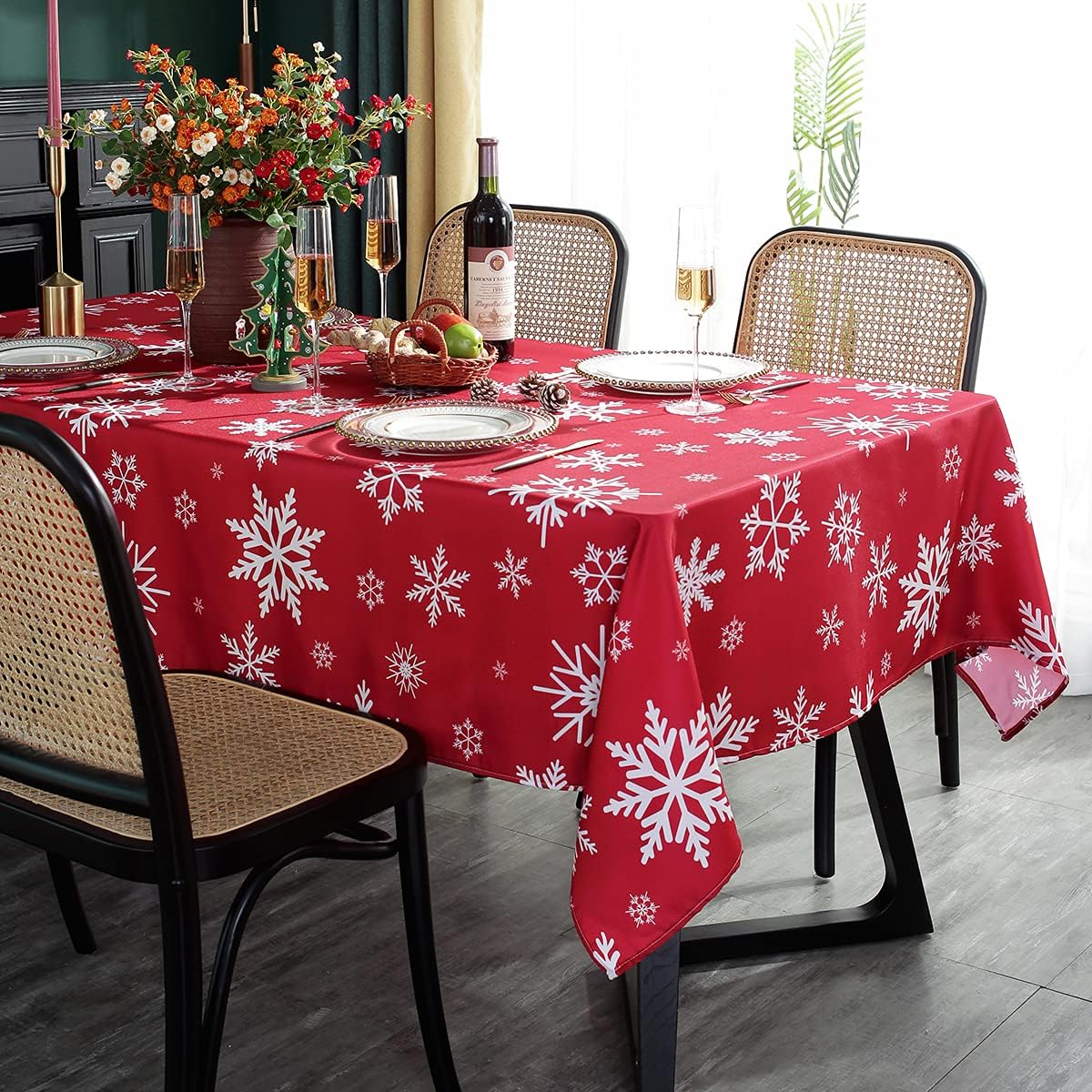 SASTYBALE Christmas Tablecloth Rectangle, Table Cloth with Snowflake Decorations, Heavy Weight & Spillproof Table Cover for Dining, Party & Holidays (Snow Patterns, Rectangle, 52" x 70" (4-6 Seats))