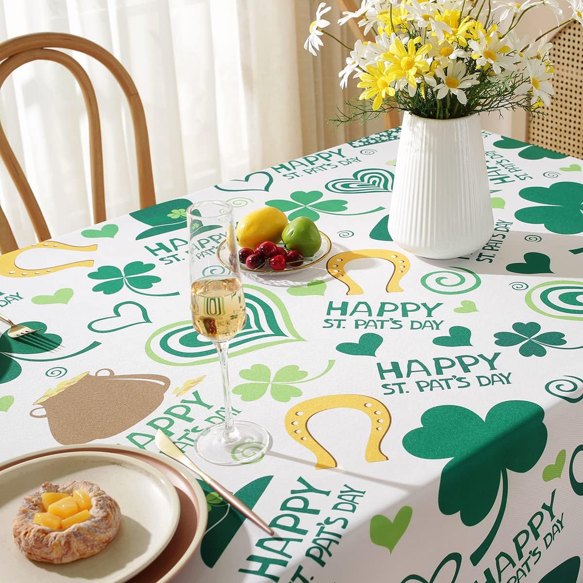 St. Patrick's Day Tablecloth for Rectangle Tables, Machine Washable Green Table Cover with Irish Lucky Shamrock Patterns for Dining Tabletop Decoration (Rectangle/Oblong, 52" x 70" (4-6 Seats))