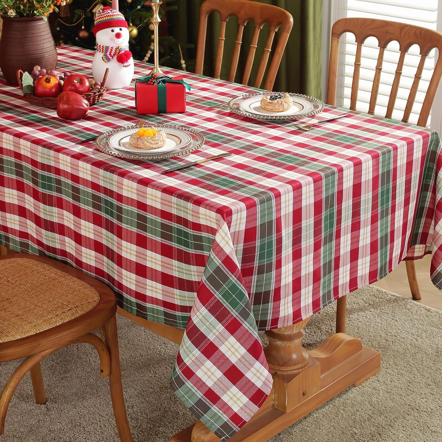 SASTYBALE Red and White Plaid Tablecloth,Rectangle Xmas Metallic Fabric Table Cloth Wrinkle Resistant Heavy Weight Polyester Table Cloths for Holiday Kitchen Dinning Tabletop
