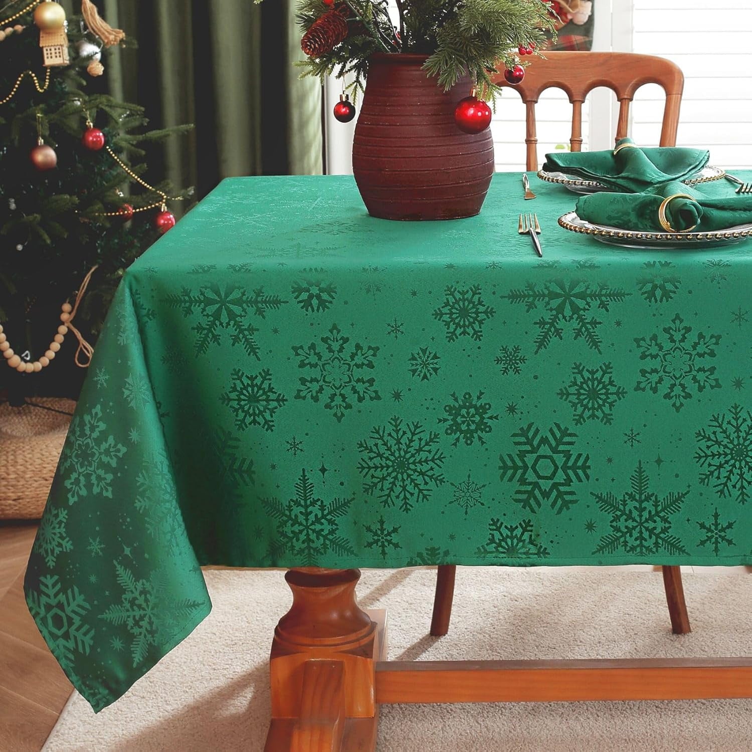 SASTYBALE Christmas Tablecloth Rectangle, Jacquard Snowflake Pattern Table Cloth for Rectangle Tables, Water Resistant Rectangular Tablecloths for Dining Room & Holiday Decoration