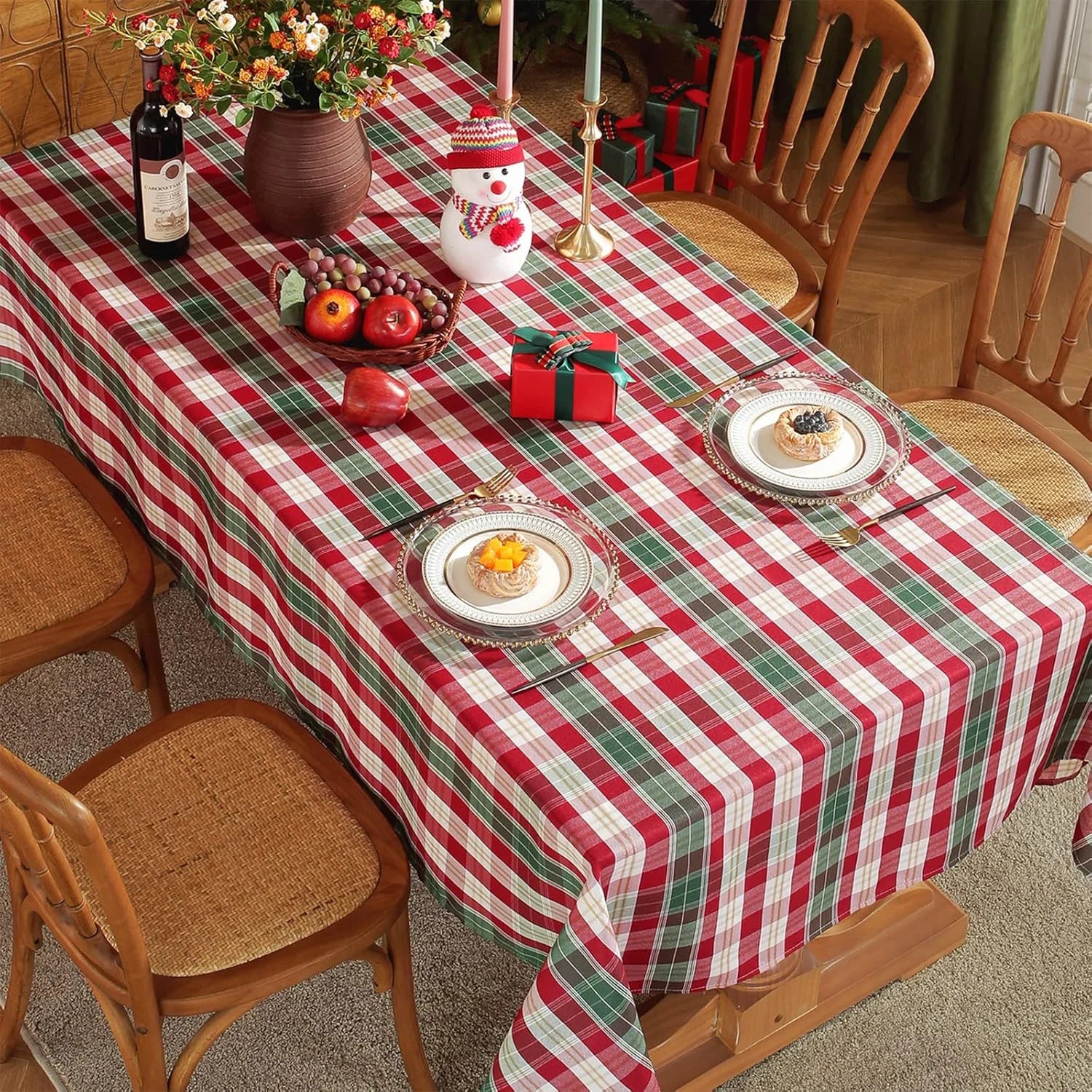 SASTYBALE Red and White Plaid Tablecloth,Rectangle Xmas Metallic Fabric Table Cloth Wrinkle Resistant Heavy Weight Polyester Table Cloths for Holiday Kitchen Dinning Tabletop